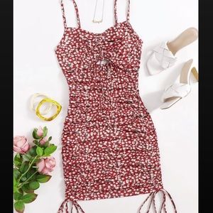 Cut out drawstring knot front ditsy floral dress